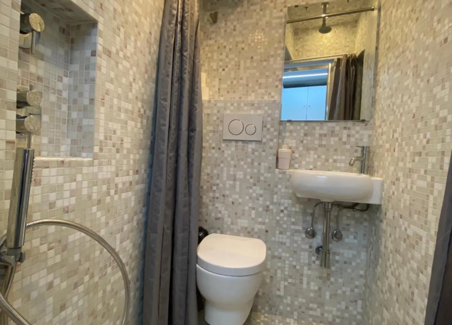 City Center Navigli Duomo - Coco House Petite Maison Milan Apartment