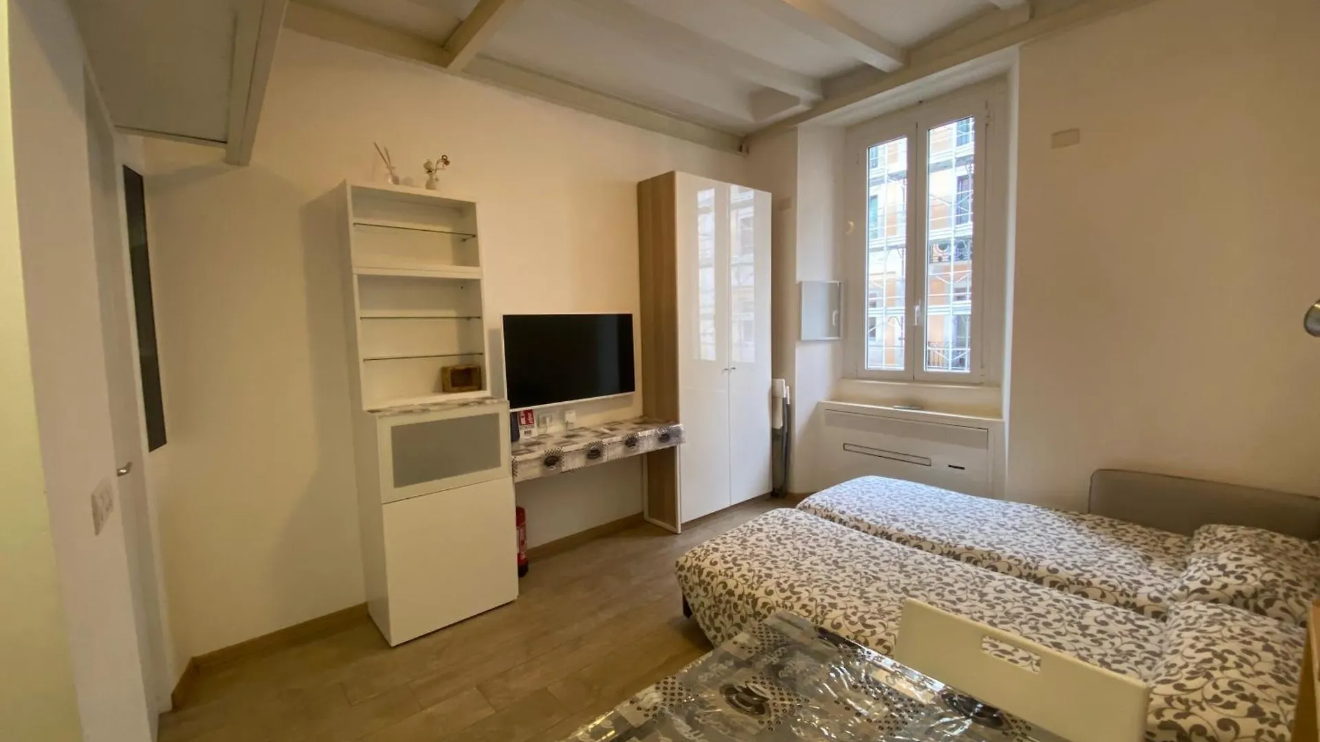 Apartment City Center Navigli Duomo - Coco House Petite Maison Milan Italy